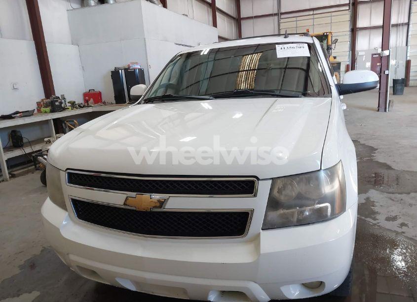Photo 12 of 2009 Chevrolet Suburban 1500 LT2 (VIN 1GNFK26309R170215)