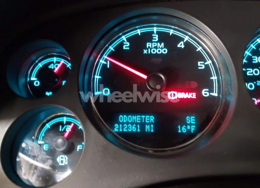 Photo 15 of 2009 Chevrolet Suburban 1500 LT2 (VIN 1GNFK26309R170215)
