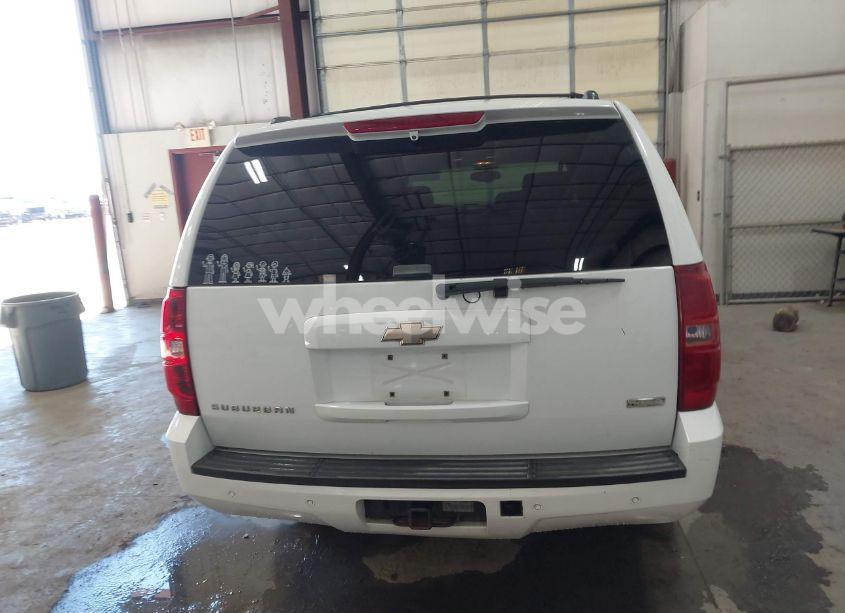Photo 16 of 2009 Chevrolet Suburban 1500 LT2 (VIN 1GNFK26309R170215)