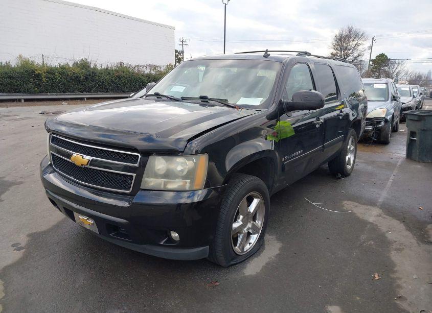 Photo 2 of 2009 Chevrolet Suburban 1500 LT2 (VIN 1GNFK26329R268369)