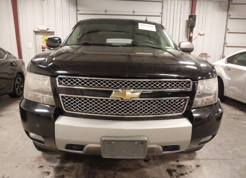 Photo 13 of 2009 Chevrolet Suburban 1500 LT2 (VIN 1GNFK26339R223778)