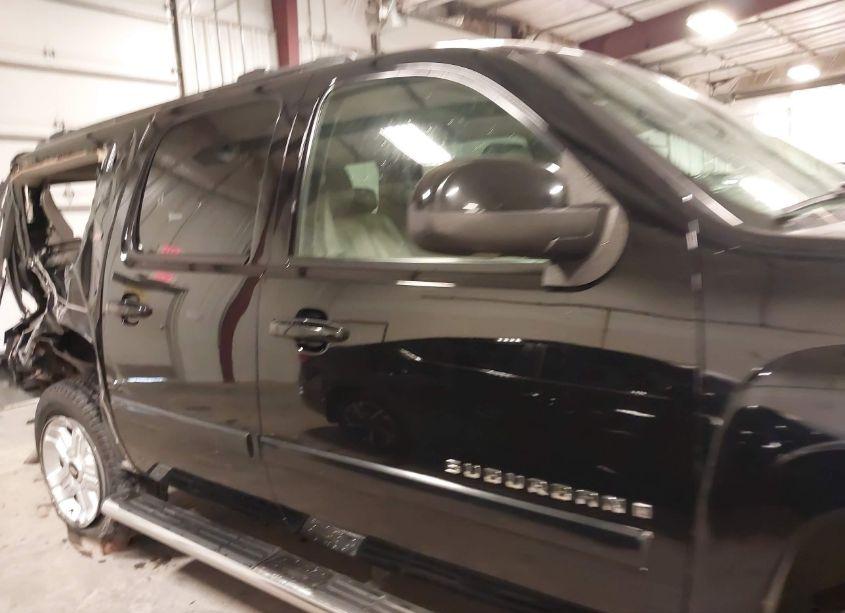 Photo 14 of 2009 Chevrolet Suburban 1500 LT2 (VIN 1GNFK26339R223778)