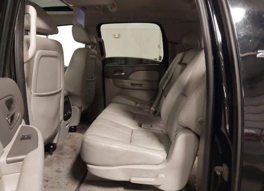 Photo 8 of 2009 Chevrolet Suburban 1500 LT2 (VIN 1GNFK26339R223778)