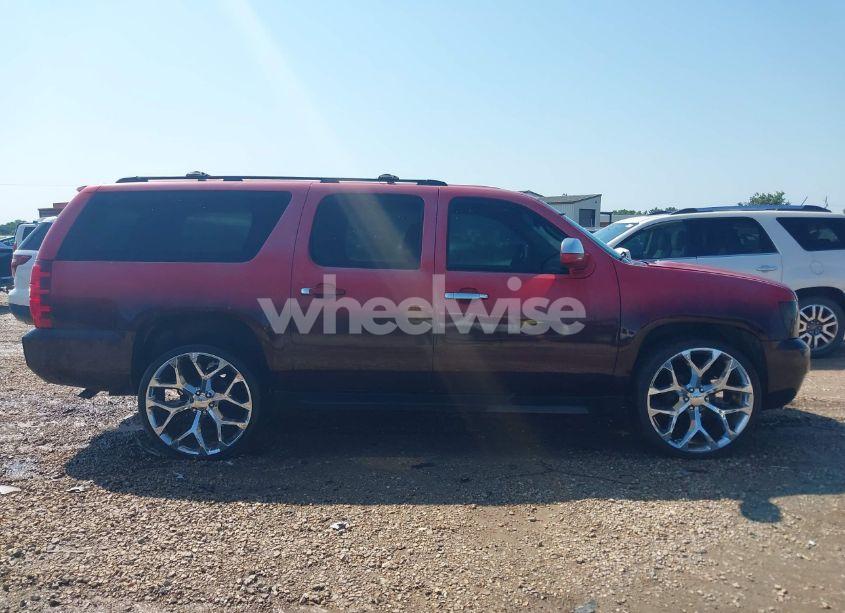 Photo 13 of 2009 Chevrolet Suburban 1500 LT2 (VIN 1GNFK26339R250253)