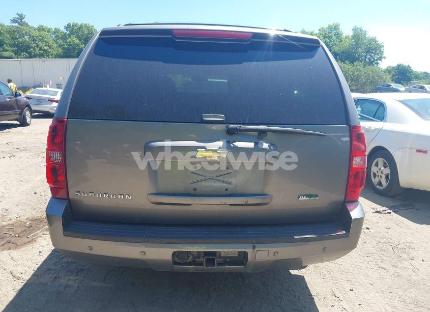 Photo 16 of 2009 Chevrolet Suburban 1500 LT2 (VIN 1GNFK26369R236993)