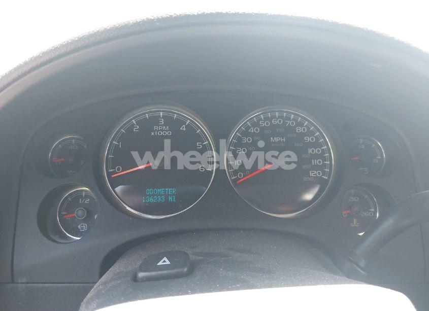 Photo 7 of 2009 Chevrolet Suburban 1500 LT2 (VIN 1GNFK26369R236993)