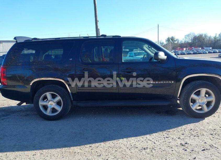 Photo 13 of 2009 Chevrolet Suburban 1500 LT2 (VIN 1GNFK26369R254636)