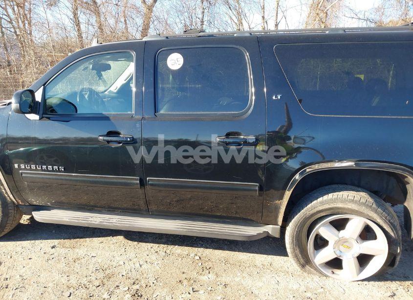 Photo 14 of 2009 Chevrolet Suburban 1500 LT2 (VIN 1GNFK26369R254636)