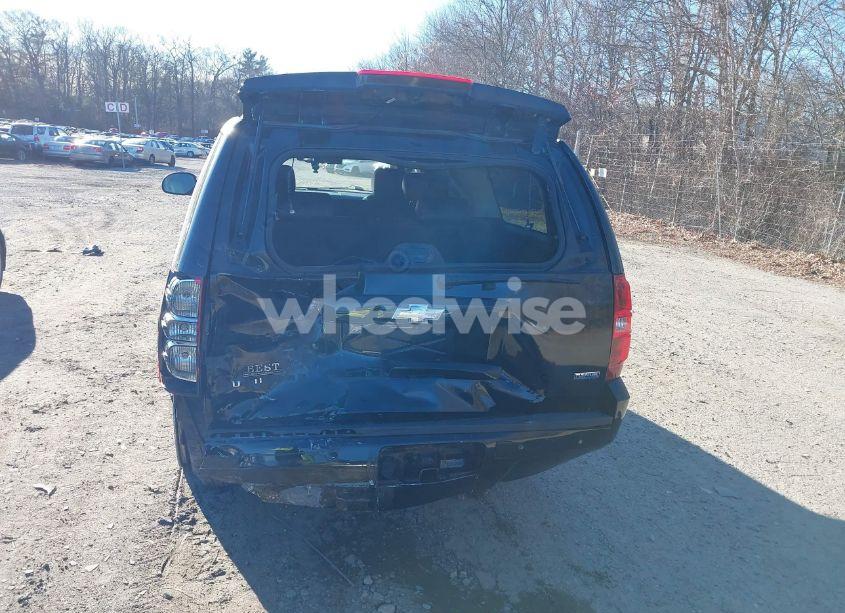 Photo 16 of 2009 Chevrolet Suburban 1500 LT2 (VIN 1GNFK26369R254636)