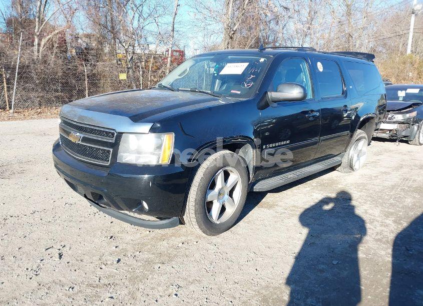 Photo 2 of 2009 Chevrolet Suburban 1500 LT2 (VIN 1GNFK26369R254636)
