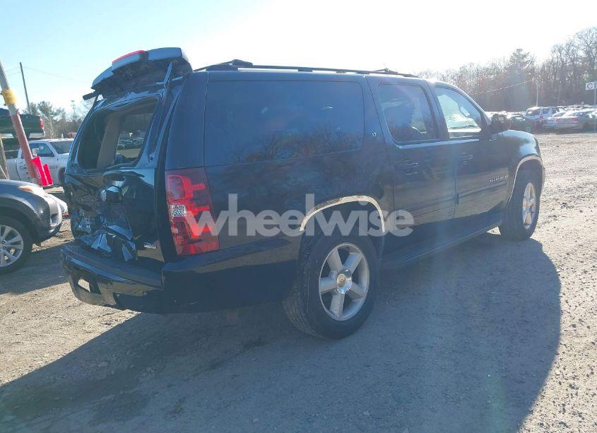 Photo 4 of 2009 Chevrolet Suburban 1500 LT2 (VIN 1GNFK26369R254636)