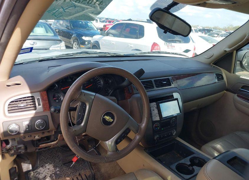 Photo 17 of 2009 Chevrolet Suburban 1500 LT2 (VIN 1GNFK26399J119536)