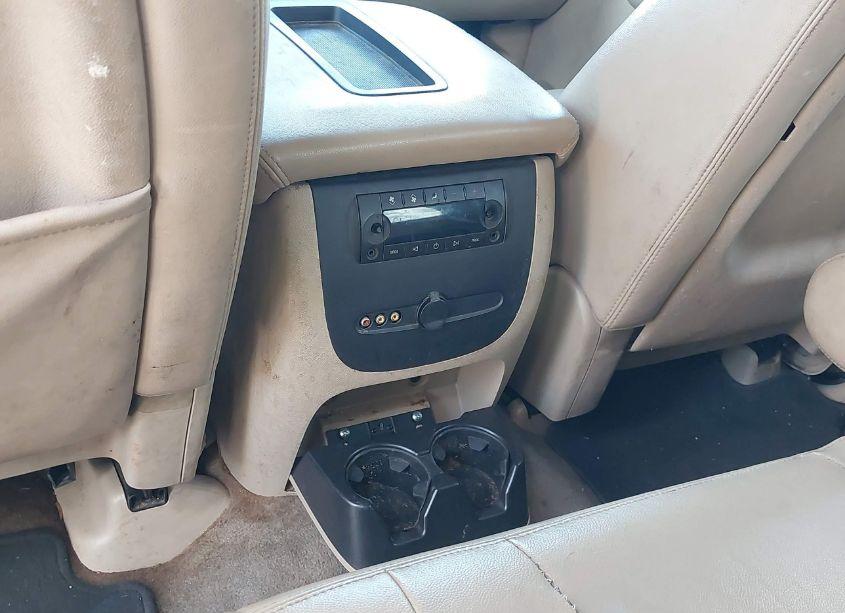 Photo 20 of 2009 Chevrolet Suburban 1500 LT2 (VIN 1GNFK26399J119536)