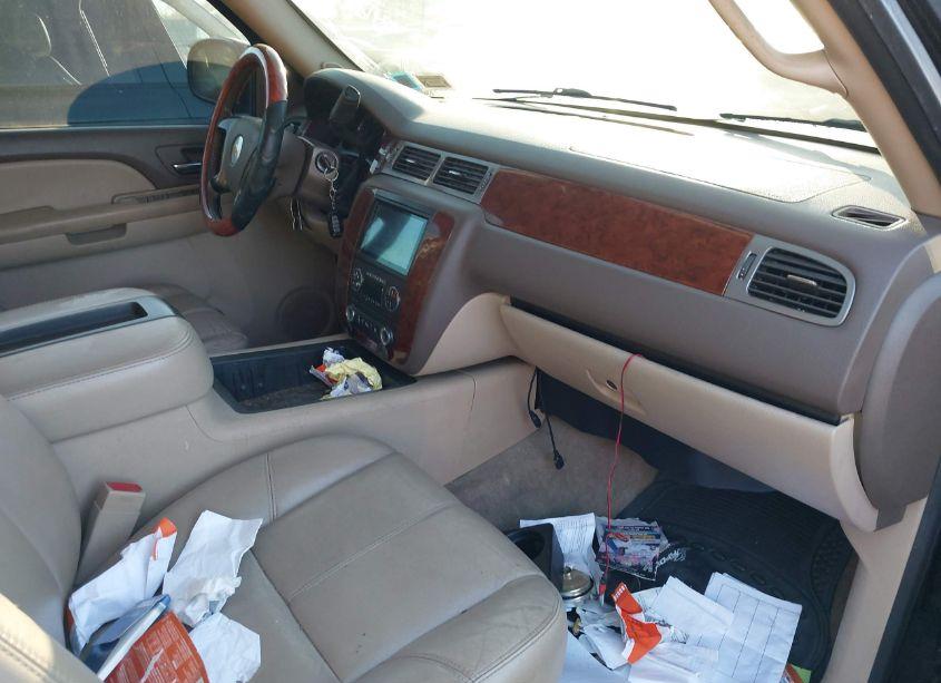Photo 5 of 2009 Chevrolet Suburban 1500 LT2 (VIN 1GNFK26399R179284)