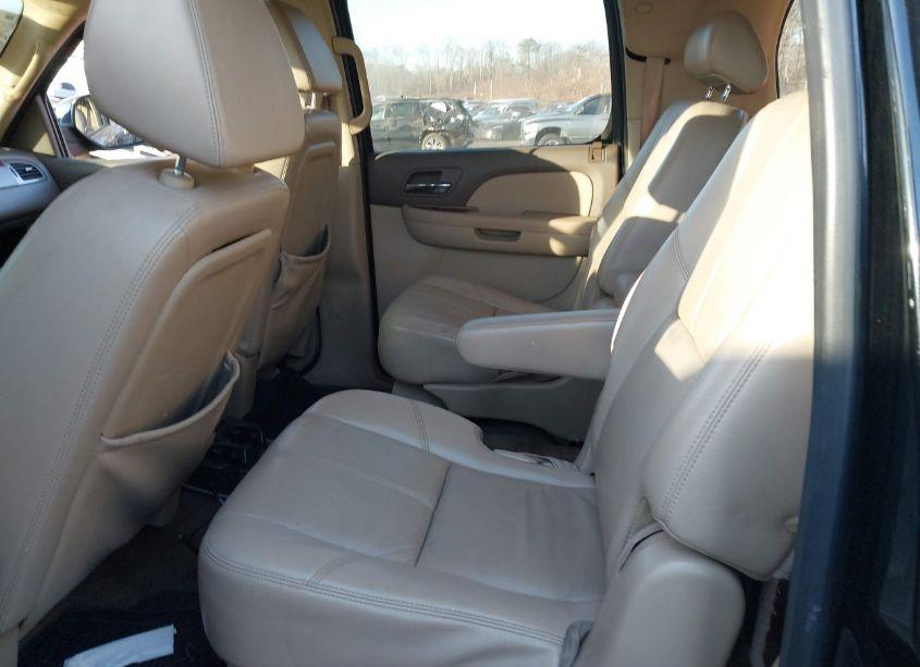 Photo 8 of 2009 Chevrolet Suburban 1500 LT2 (VIN 1GNFK26399R179284)