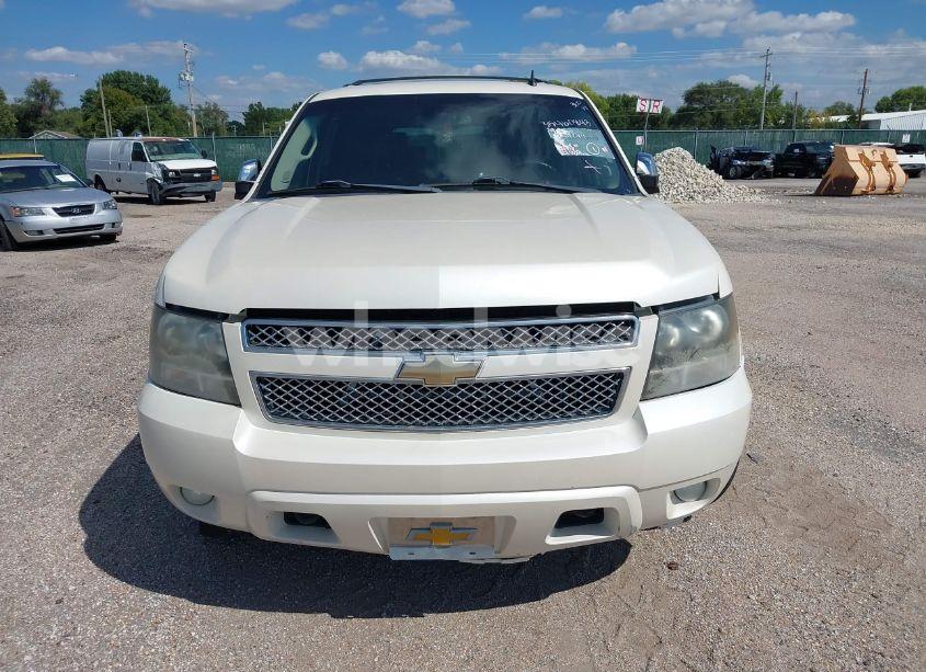 Photo 12 of 2009 Chevrolet Tahoe LTZ (VIN 1GNFK33009R172823)