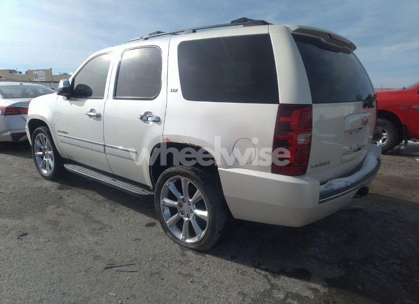 Photo 3 of 2009 Chevrolet Tahoe LTZ (VIN 1GNFK33009R172823)