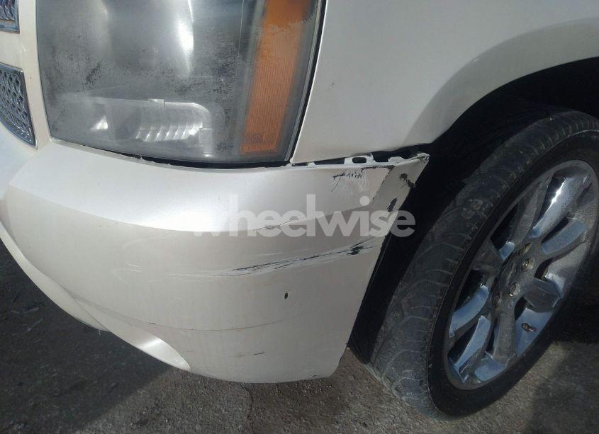 Photo 6 of 2009 Chevrolet Tahoe LTZ (VIN 1GNFK33009R172823)