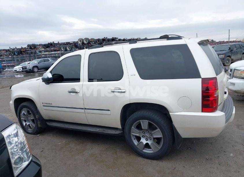 Photo 14 of 2009 Chevrolet Tahoe LTZ (VIN 1GNFK33019R169221)