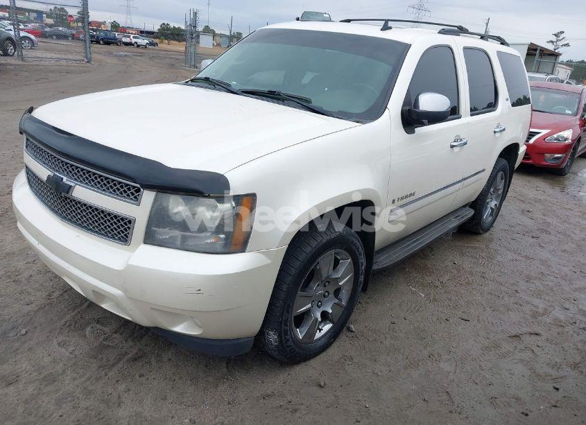Photo 2 of 2009 Chevrolet Tahoe LTZ (VIN 1GNFK33019R169221)