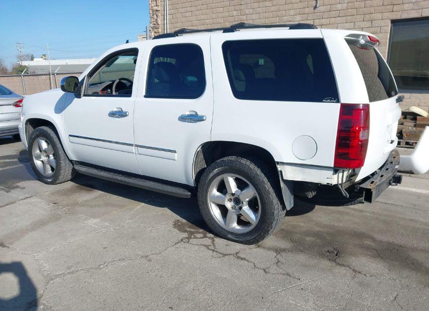 Photo 3 of 2009 Chevrolet Tahoe LTZ (VIN 1GNFK33019R267780)