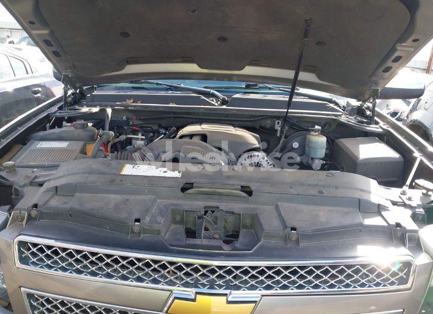 Photo 10 of 2009 Chevrolet Tahoe LTZ (VIN 1GNFK33029R143324)