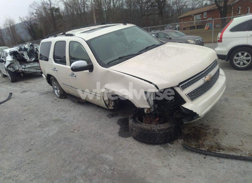 2009 Chevrolet Tahoe LTZ (VIN 1GNFK33039R217642) main photo