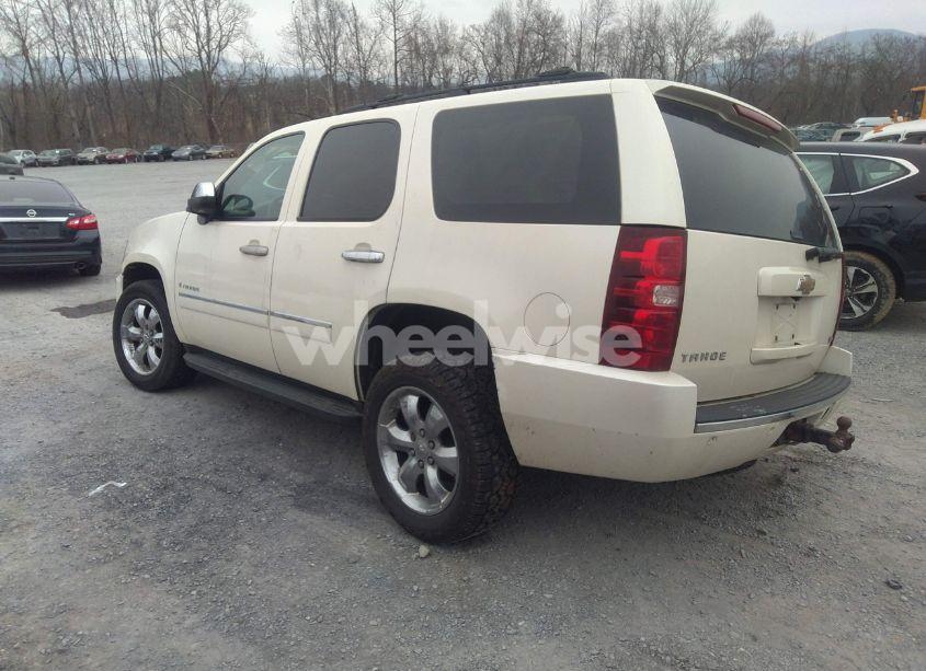 Photo 3 of 2009 Chevrolet Tahoe LTZ (VIN 1GNFK33039R217642)
