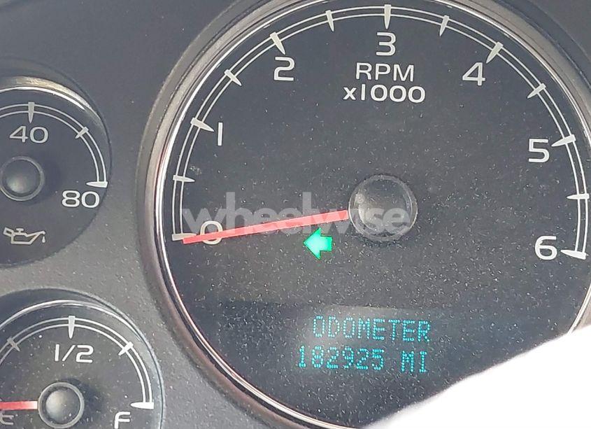 Photo 15 of 2009 Chevrolet Tahoe LTZ (VIN 1GNFK33049R151831)