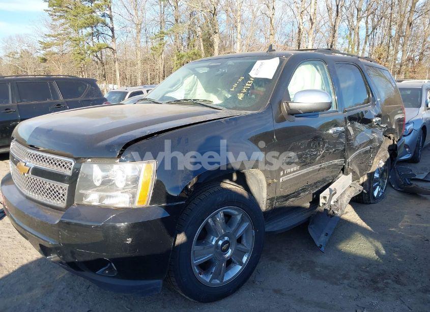 Photo 2 of 2009 Chevrolet Tahoe LTZ (VIN 1GNFK33049R151831)