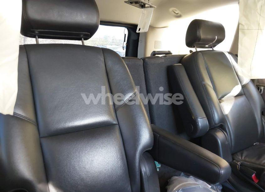 Photo 8 of 2009 Chevrolet Tahoe LTZ (VIN 1GNFK33049R151831)