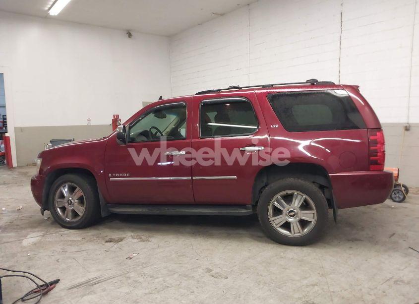 Photo 14 of 2009 Chevrolet Tahoe LTZ (VIN 1GNFK33049R258829)