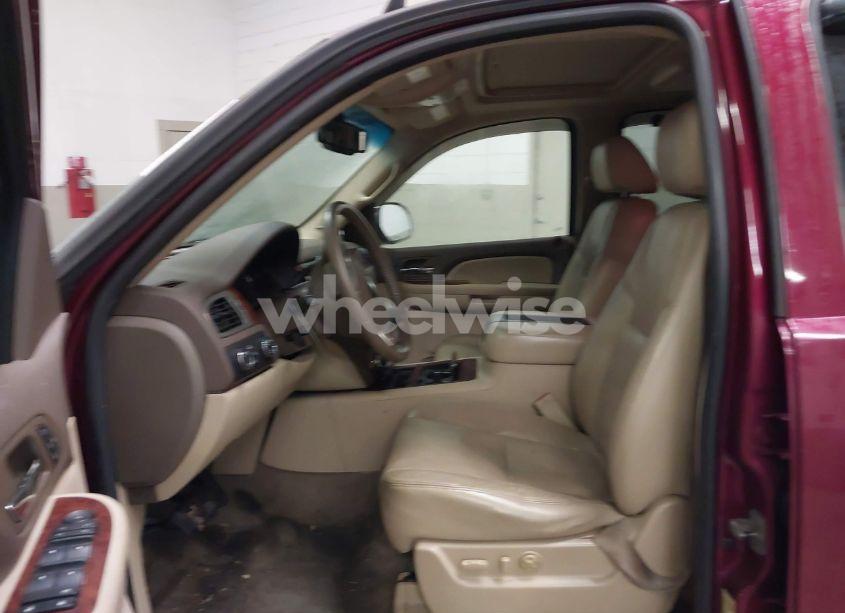 Photo 5 of 2009 Chevrolet Tahoe LTZ (VIN 1GNFK33049R258829)