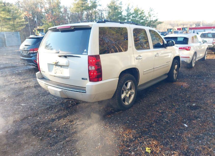 Photo 4 of 2009 Chevrolet Tahoe LTZ (VIN 1GNFK33069R291010)