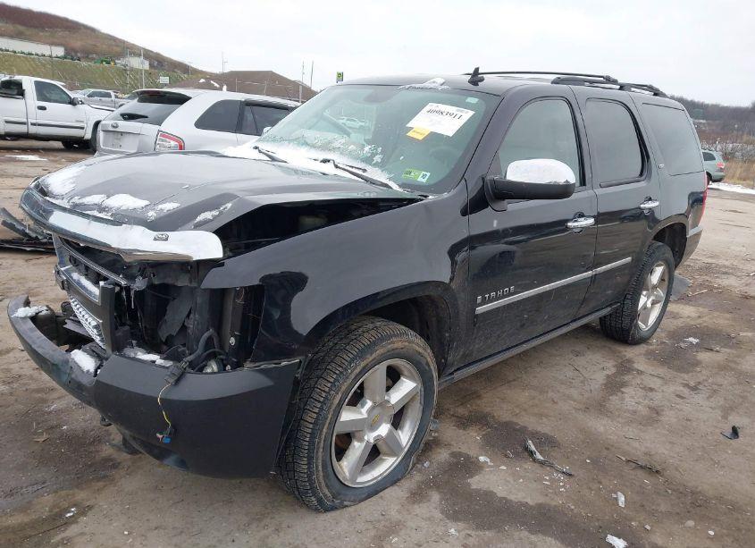 Photo 2 of 2009 Chevrolet Tahoe LTZ (VIN 1GNFK33079R280789)