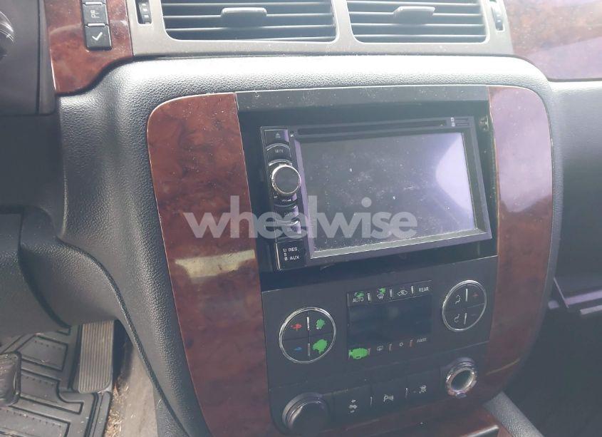 Photo 20 of 2009 Chevrolet Tahoe LTZ (VIN 1GNFK33089R218771)