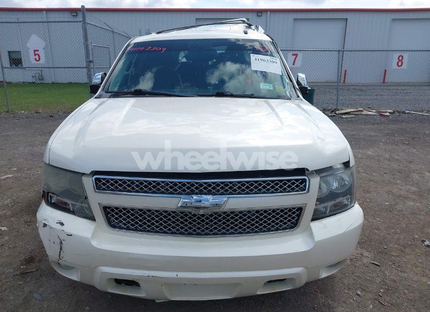 Photo 12 of 2009 Chevrolet Tahoe LTZ (VIN 1GNFK33099R285542)