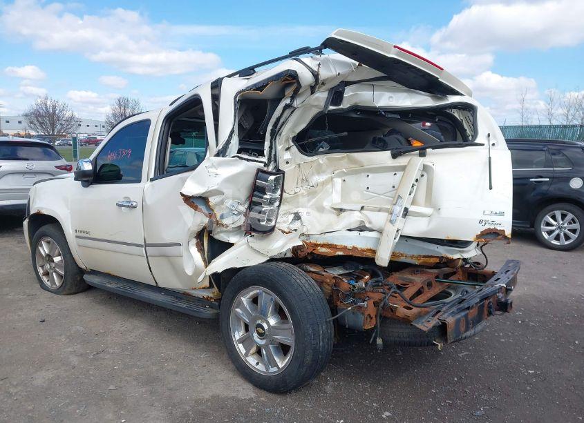 Photo 3 of 2009 Chevrolet Tahoe LTZ (VIN 1GNFK33099R285542)