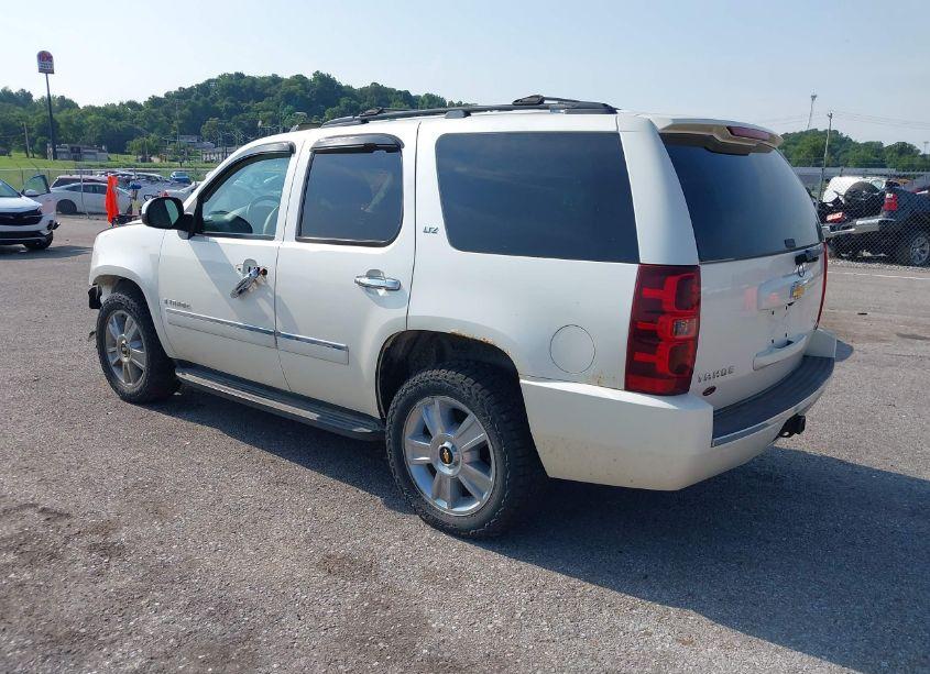 Photo 3 of 2009 Chevrolet Tahoe K1500 LTZ (VIN 1GNFK330X9R291138)