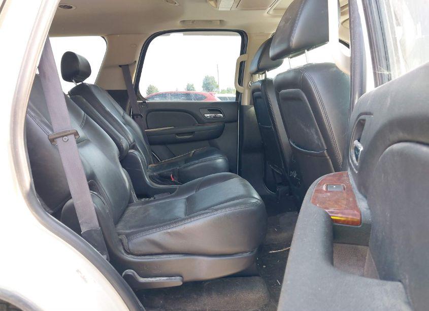 Photo 8 of 2009 Chevrolet Tahoe K1500 LTZ (VIN 1GNFK330X9R291138)