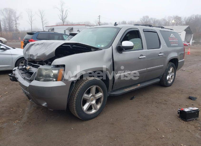 Photo 2 of 2009 Chevrolet Suburban 1500 LTZ (VIN 1GNFK36309R294720)