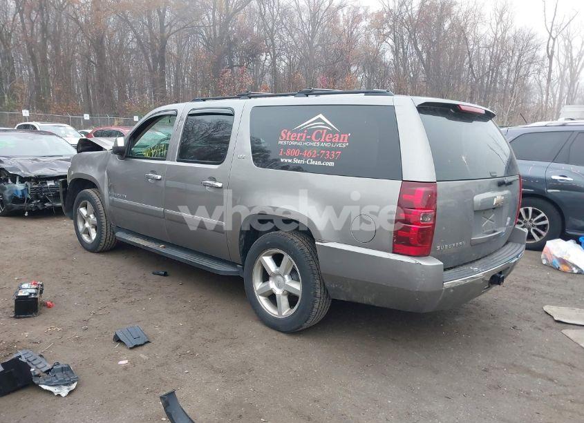 Photo 3 of 2009 Chevrolet Suburban 1500 LTZ (VIN 1GNFK36309R294720)