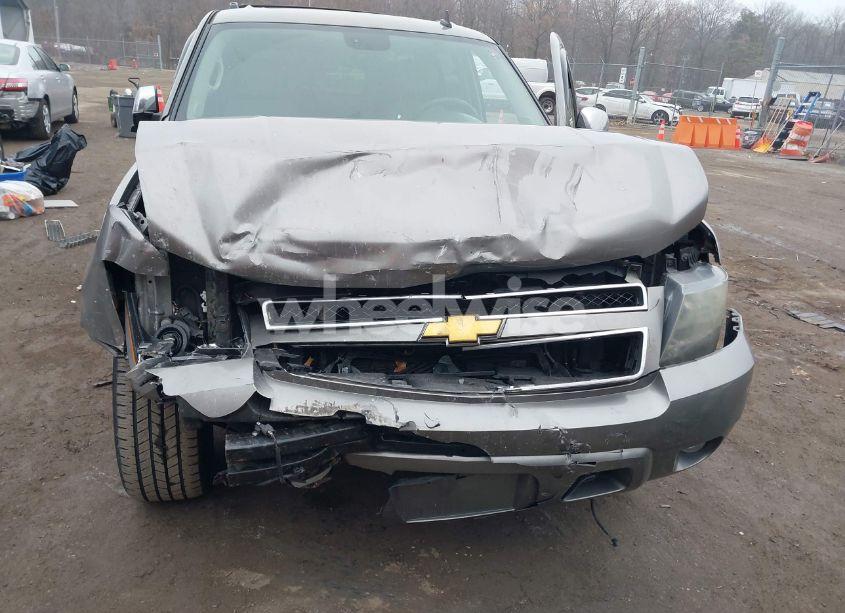 Photo 6 of 2009 Chevrolet Suburban 1500 LTZ (VIN 1GNFK36309R294720)