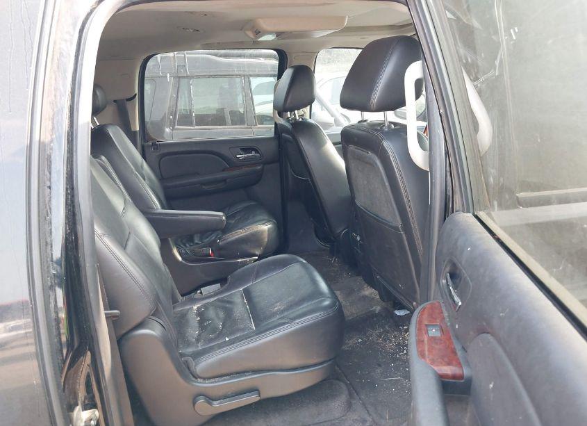 Photo 8 of 2009 Chevrolet Suburban 1500 LTZ (VIN 1GNFK36329R209098)