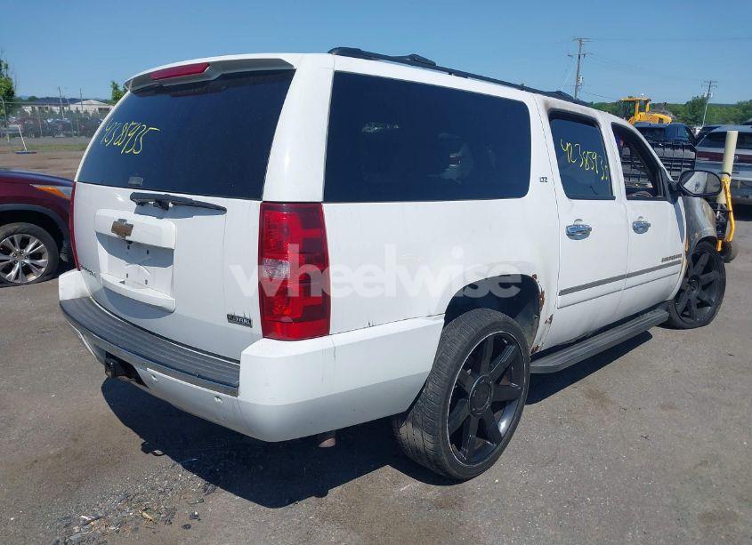 Photo 4 of 2009 Chevrolet Suburban 1500 LTZ (VIN 1GNFK36339R200149)