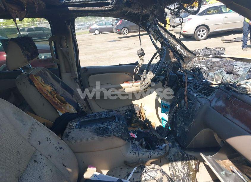 Photo 5 of 2009 Chevrolet Suburban 1500 LTZ (VIN 1GNFK36339R200149)