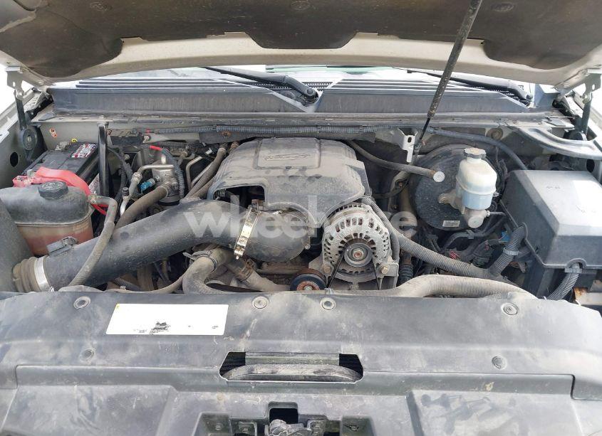 Photo 10 of 2009 Chevrolet Suburban 1500 LTZ (VIN 1GNFK36339R283999)