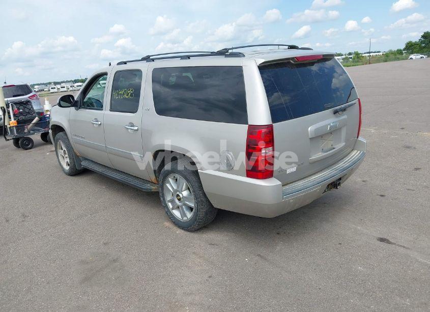 Photo 3 of 2009 Chevrolet Suburban 1500 LTZ (VIN 1GNFK36339R283999)