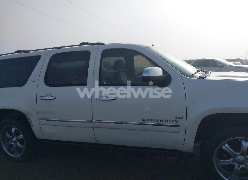 Photo 13 of 2009 Chevrolet Suburban 1500 LTZ (VIN 1GNFK36349R289729)