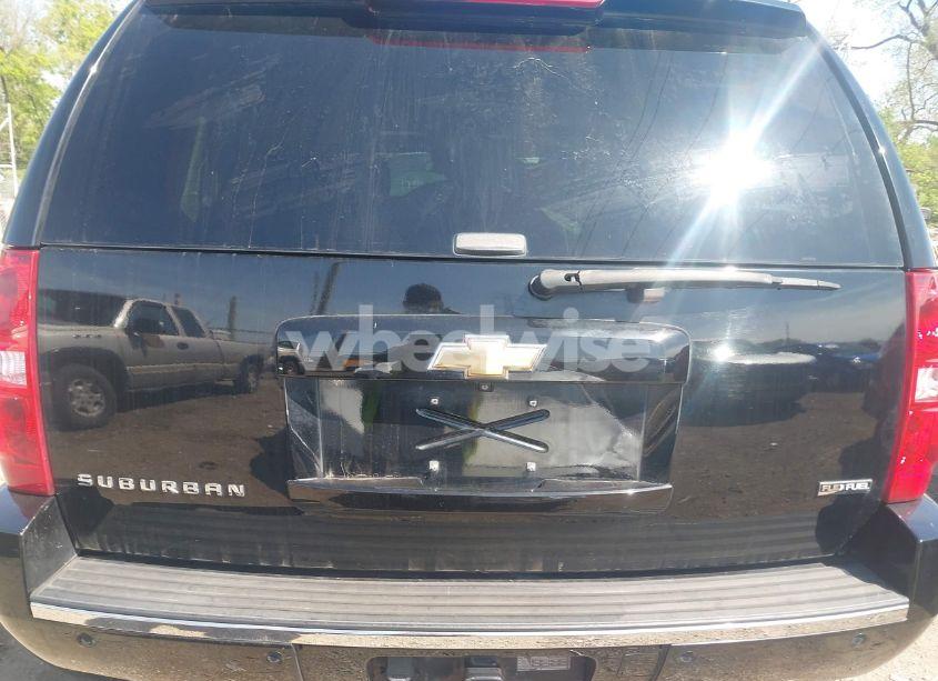 Photo 16 of 2009 Chevrolet Suburban 1500 LTZ (VIN 1GNFK36359R219818)